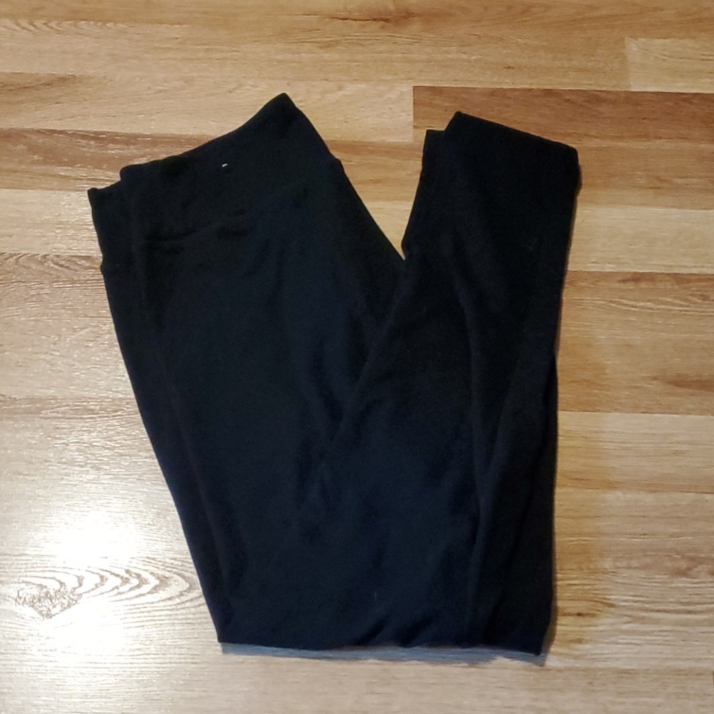 Offline Aerie Leggings, LIKE NEW!                    Regular Rise,3/4 length.